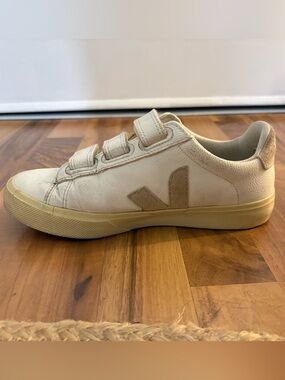 Veja | Women’s White Recife Sneakers